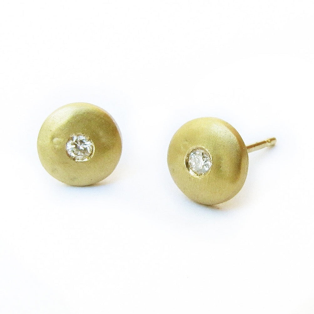18ct gold diamond studs