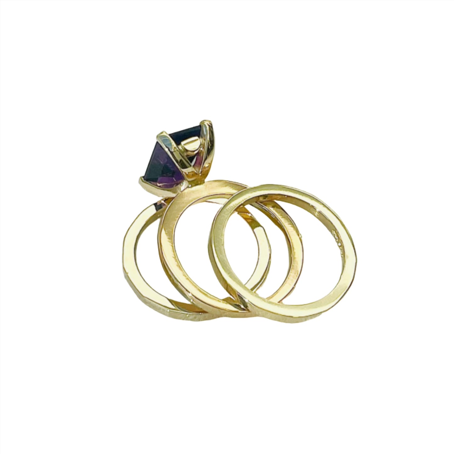 9ct gold Amethyst ring.