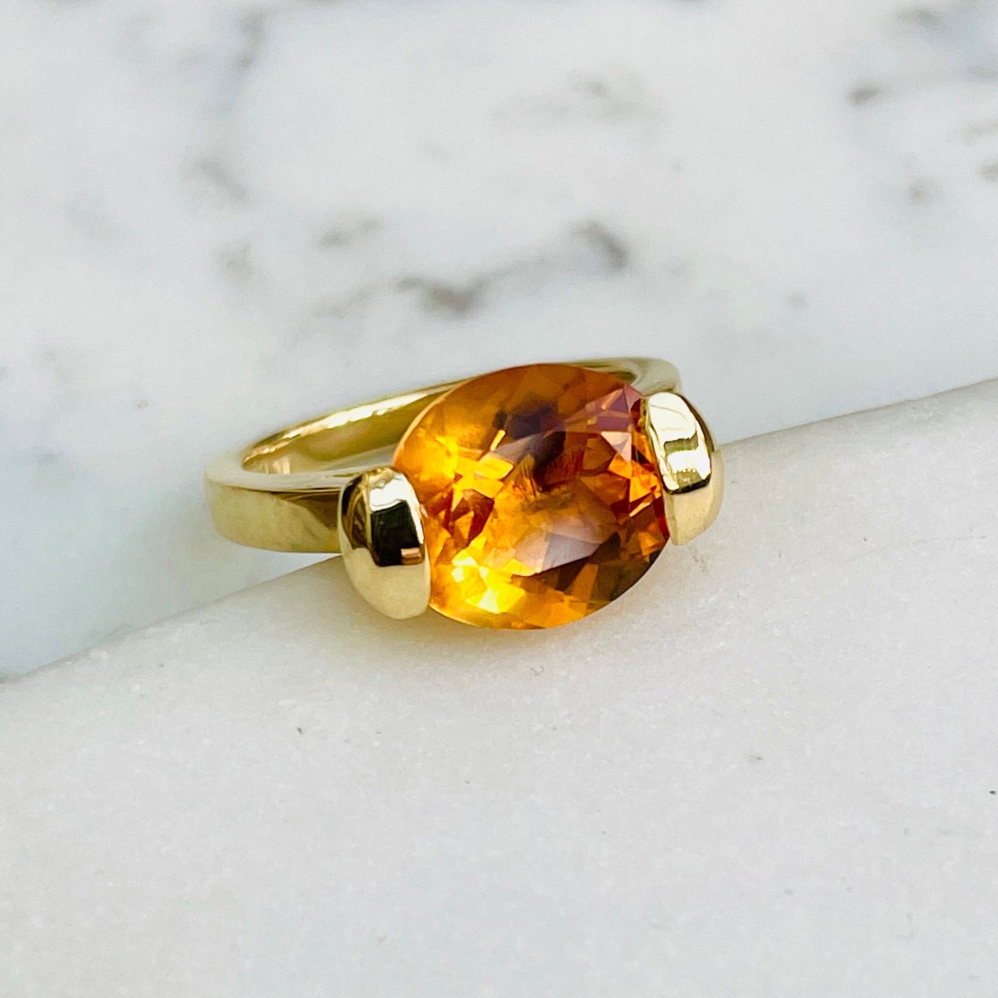 9ct gold oval gemstone ring