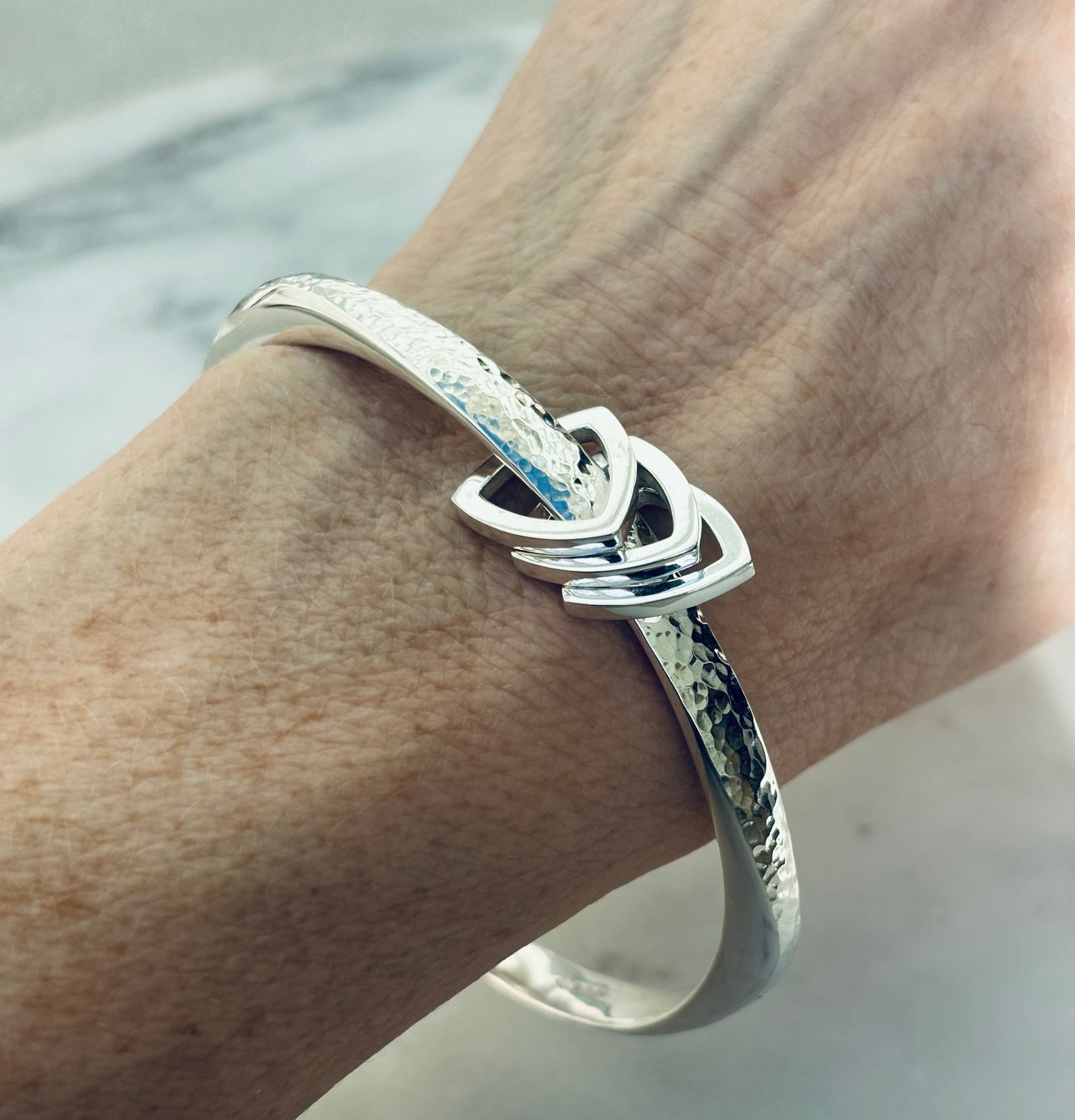 Wide Flow bangle with triangle charms