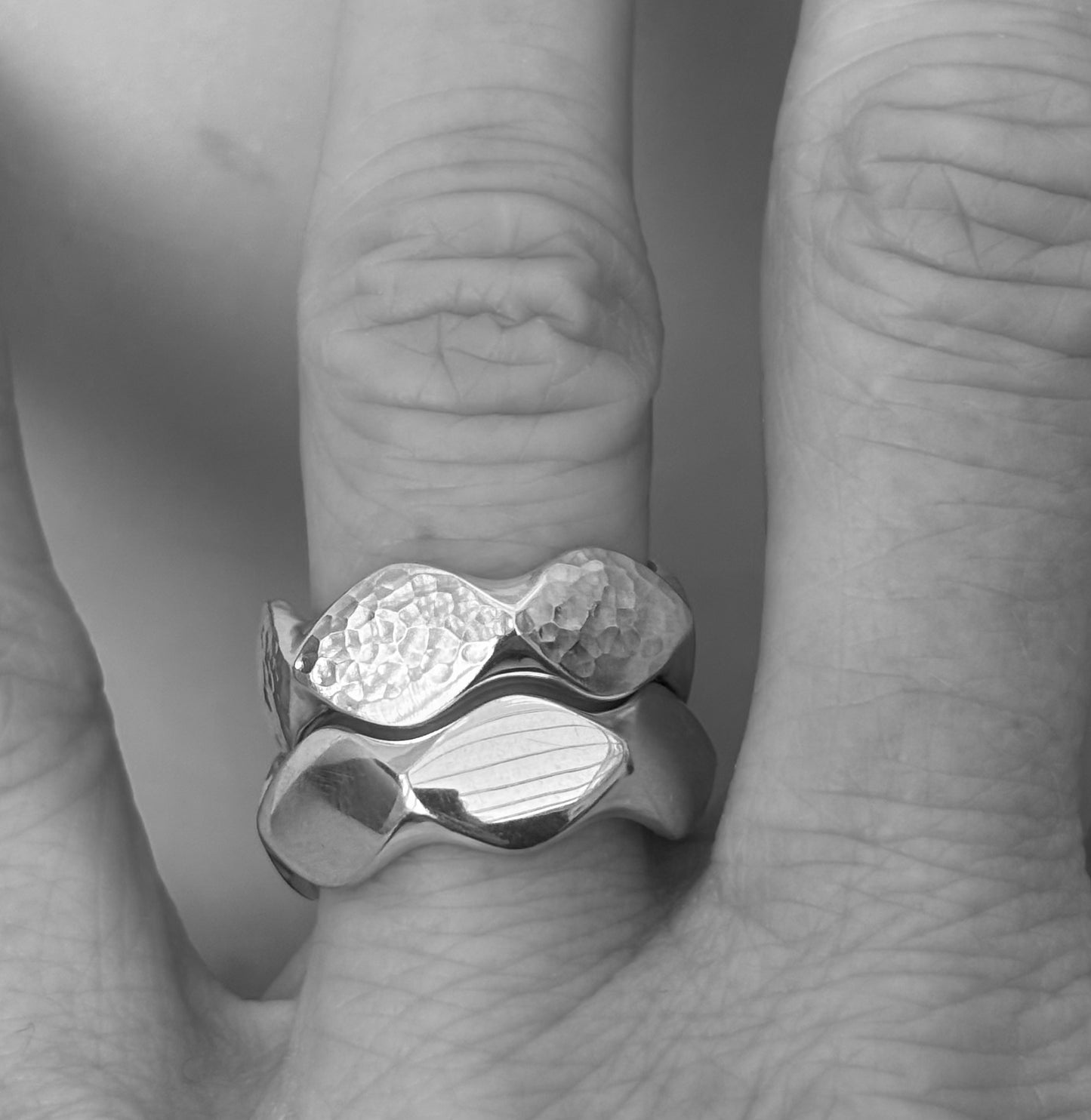 Harlequin ring