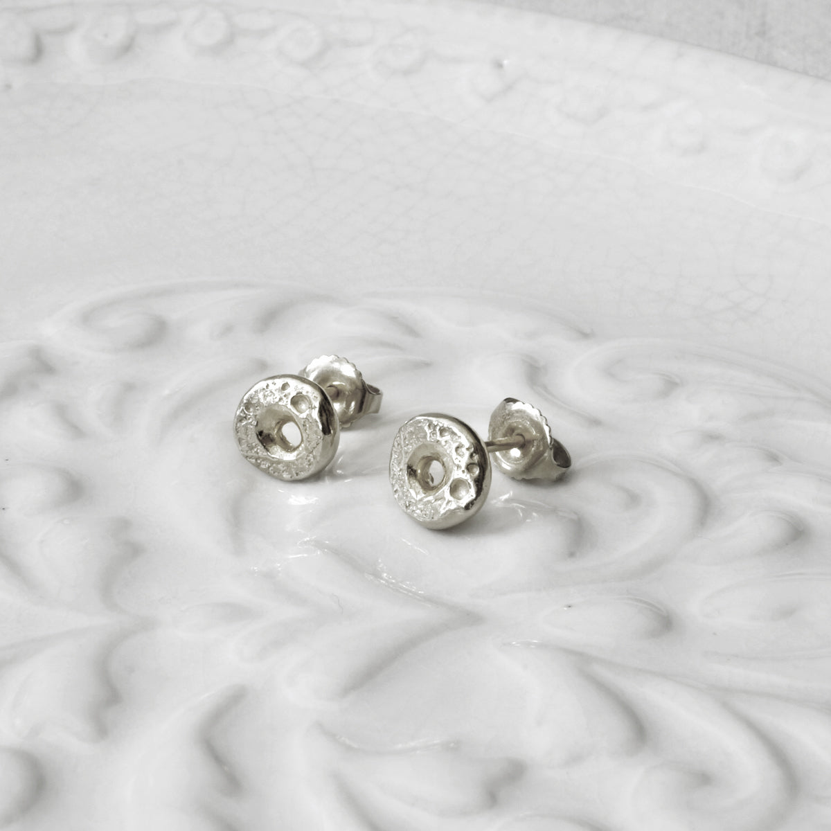 Moonrock studs